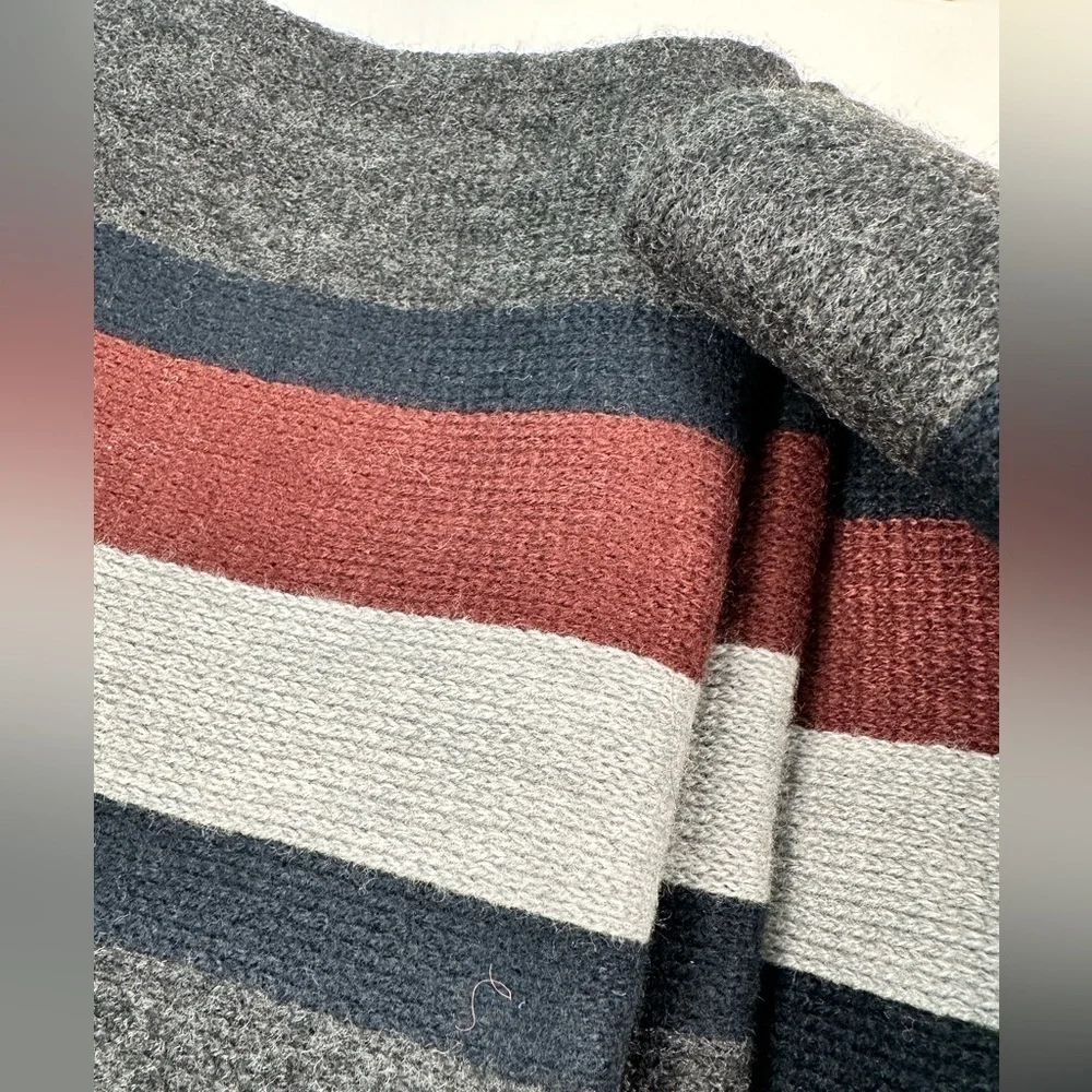 Tommy Hilfiger mens fringe scarf, new with tags